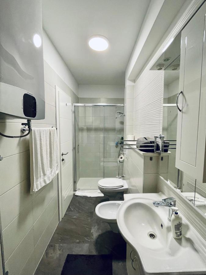 Alida Valli Apartment Kaštela Екстериор снимка