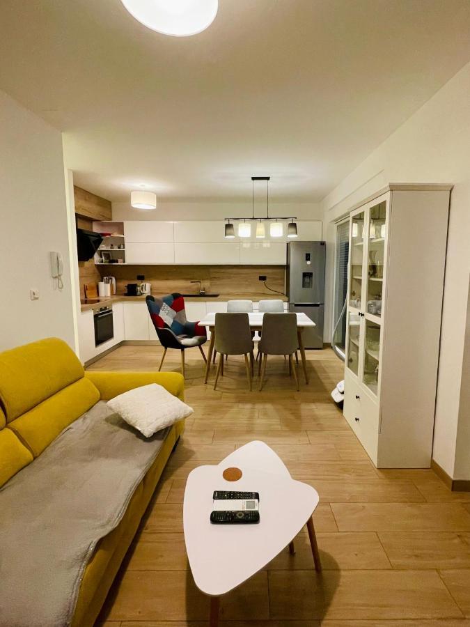 Alida Valli Apartment Kaštela Екстериор снимка